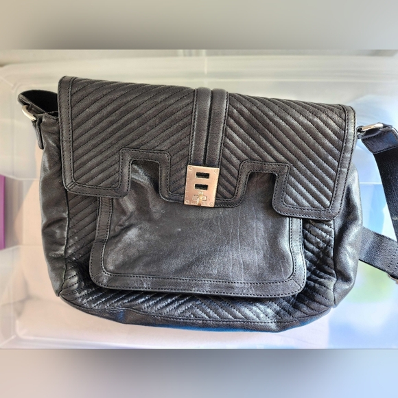 Gray Lamb Ovis Aries Aries Shoulder Bag